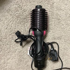 revlon blow dryer brush